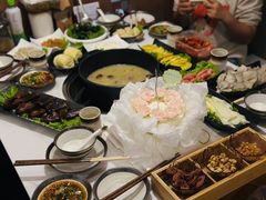 -汤宴·参须肚包鸡(南京路店)