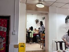 -洪霞餐馆