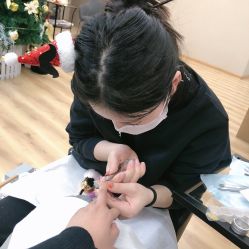 -爱小小美甲美学