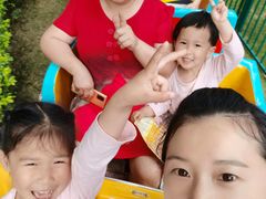 -史努比缤纷世界