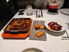 辣烧东海小海鲜-新荣记(建国门外大街店)