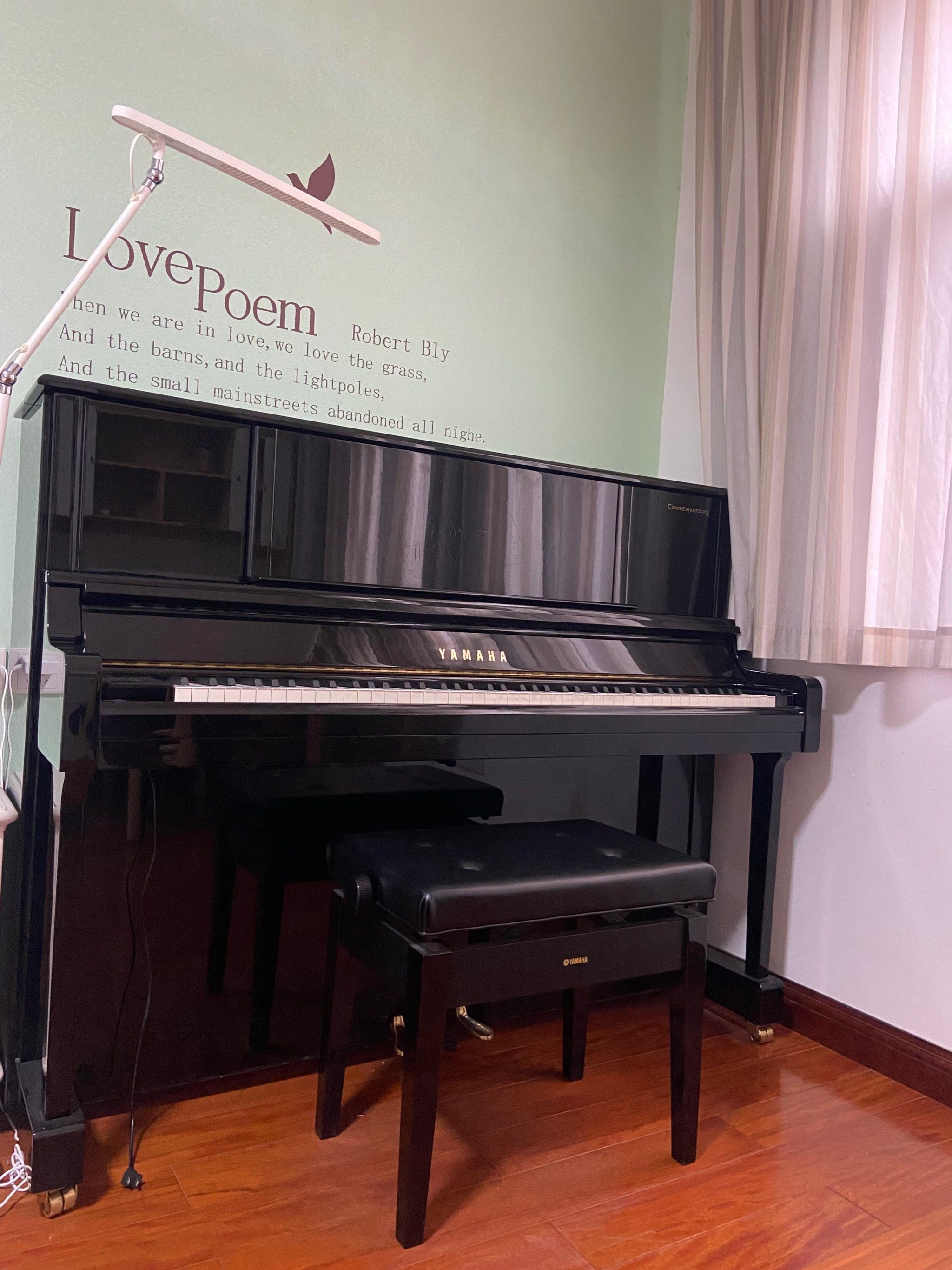 雅马哈钢琴yc系列