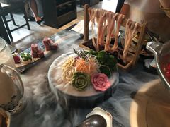 -湊湊火锅·茶憩(新中关购物中心店)