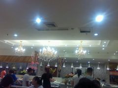 -泉福居酱骨头自助广场(南大街商业步行街店)