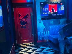 -UK派对KTV(日月广场店)