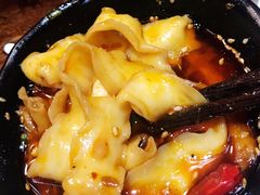 -独食火锅·半米屋台(直营总店)