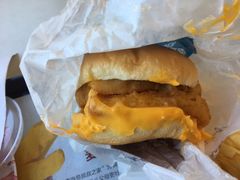 -麦当劳(军博店)