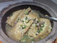 土葱煎老豆腐-荷花亭·湖北融合菜(中商广场店)
