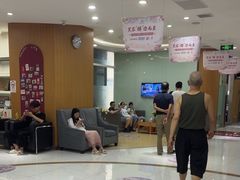 -雅悦齿科(顾村公园店)