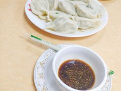 -乡府肉丁水饺(环山路店)