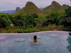 -英德宝晶宫天鹅湖茶语温泉