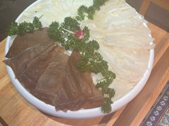 -慢丽江·云南野生菌土鸡锅(付家庄店)