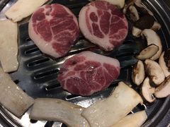 -韩聚屋韩国烤肉餐厅(新北万达店)