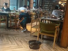 大堂-狐狸爱上椰子鸡(滨江星光大道店)