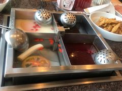 -皇城老妈·大连海鲜火锅(港湾店)