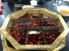 红锅-蜀九香火锅(玉林店)