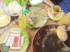 -东镇老火锅(长春路首店)