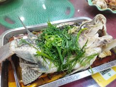 -雄仔农家菜馆·特色葱油鸡(六祖店)