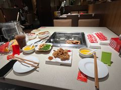 -海底捞火锅鲜切牛肉主题店(长寿路店)