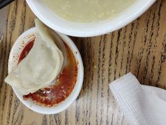 -金城包子牛肉灌汤包(台东四路店)