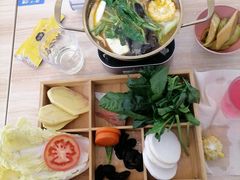 -轻蔬不用等·素食(江苏路店)