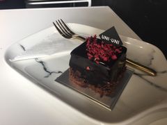 -UNI UNI(环亚凯瑟琳店)