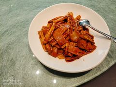 -凤凰园烤鸭店·唐山菜·传承花椒肉(老唐丰路店)