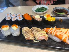 -万岁料理回转寿司(华贸店)