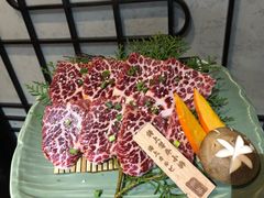 -山川小町·极番烧肉(新地假日广场店)