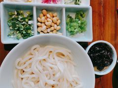 炸酱面-局气烤鸭·北京菜(前门店)