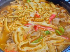 牛肉八带蟹棒鱼饼综合锅-京玉菲饭店(李村店)