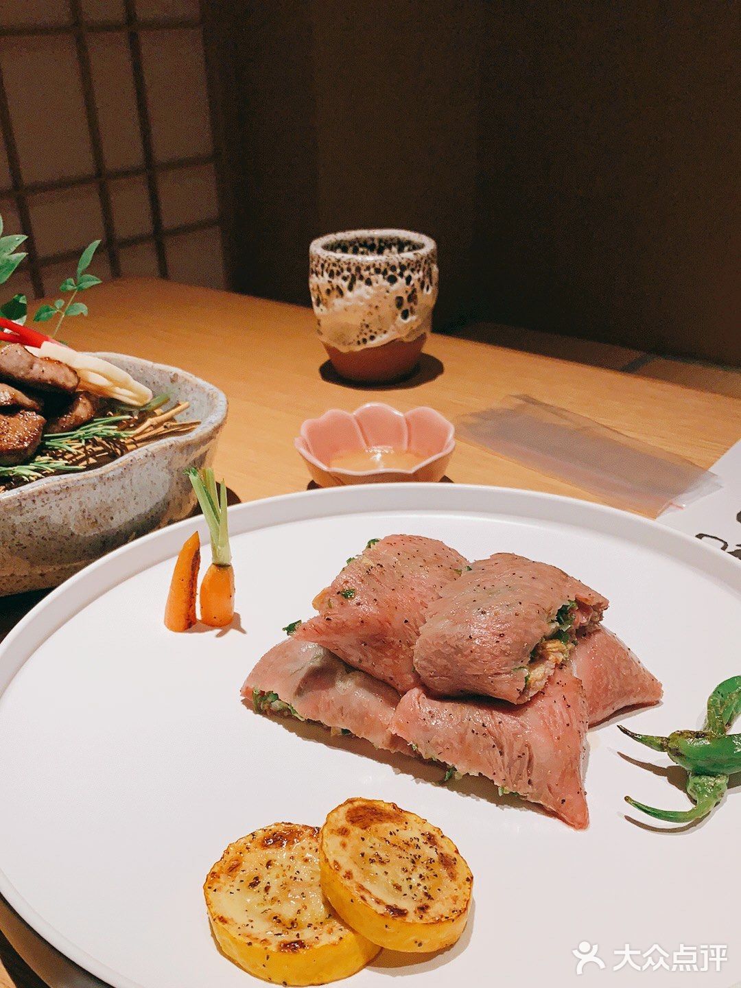 天妇罗挺新鲜的大虾,老公很喜欢。滑蛋鳗鱼有点腻