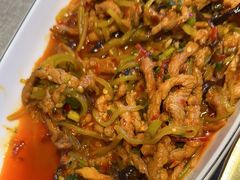 -有红鸡毛店·川菜(建设路店)