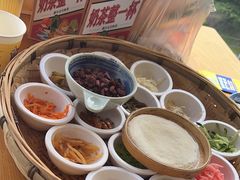 -包整·丝娃娃(一览甲秀楼风景店)