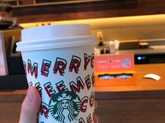 拿铁-星巴克(深圳嘉汇新城店)