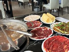 -一鼎牛鲜活牛肉城(晋江海峡国际食品城店)