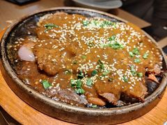 招牌火焰厚切牛肉-蜜桃餐厅·伴山(绿宝广场店)