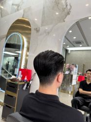 -苏奇发型·烫发染发