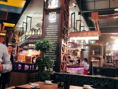 大堂-爱啤精酿·民谣酒馆(滨江店)