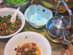 -聚鑫朋酸菜肥肠(九龙仓店)