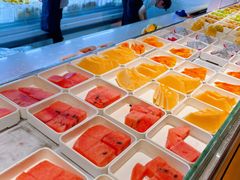 -涨巢·潮玩水疗局