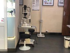 -利明眼镜(顺河路店)