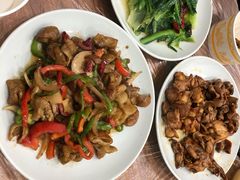 -蓝精灵饺子店