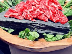 -红鼎豆捞·非遗鲍皇汤火锅(宝丰路店)