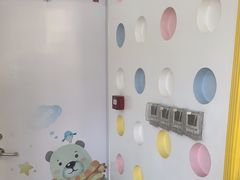 -极橙儿童齿科矫正中心(奥城店)