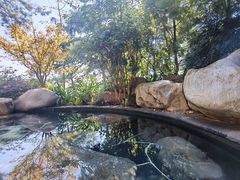 -七彩云南古滇温泉山庄