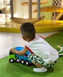 -塔塔王国·主题儿童游乐园(奥城商业广场店)