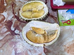 -阿龙榴莲摊