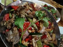 -小厨子私房菜·云南美食店