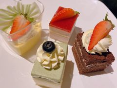 -梅园国际大酒店·自助餐厅(光明港店)